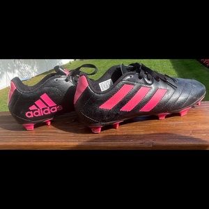 Size 4 used Adidas Cleats